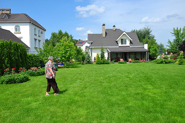 istock woman on garden 123689768