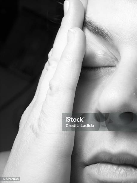 Headache Stock Photo - Download Image Now - Concussion, 30-39 Years, Adult