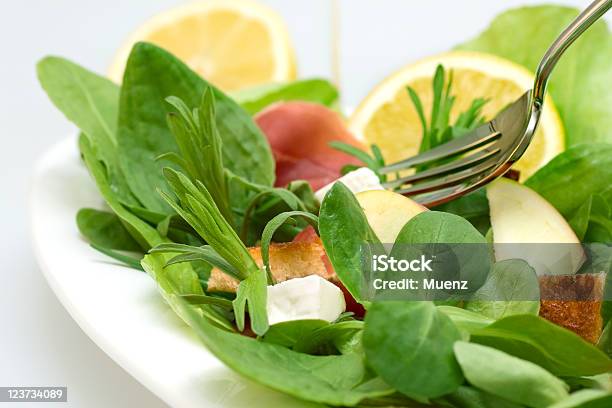 Salat Mit Tomaten Stockfoto und mehr Bilder von Blattsalat - Blattsalat, Crouton, Estragon