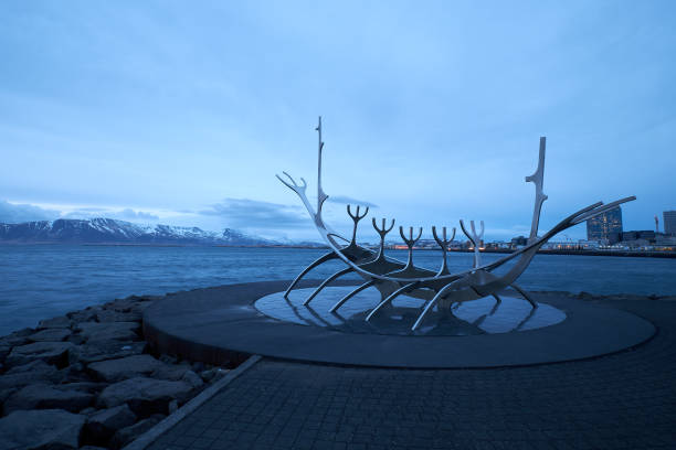 name of the Icelandic village of Húsavik on the bow of a ship; Húsavik, Iceland