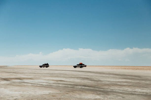 istock Cars in Salar de Uyuni flat salt 1238007517