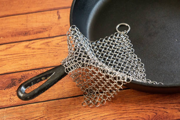 istock Small Ring Chainmail Scrubber - for Cast Iron, Stainless Steel, Hard Anodized Cookware and Other Pots & Pans 1238512074