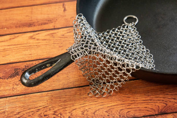 istock Small Ring Chainmail Scrubber - for Cast Iron, Stainless Steel, Hard Anodized Cookware and Other Pots & Pans 1238514138