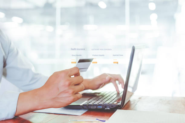 istock online payment to make health insurance. 1238772064
