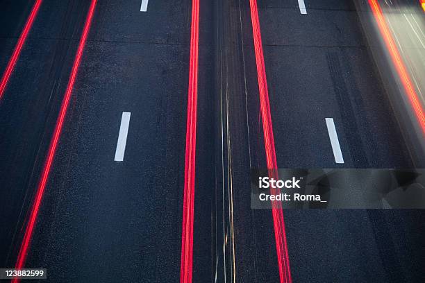 Foto de Tráfego e mais fotos de stock de Luz - Luz, Tráfego, Abstrato