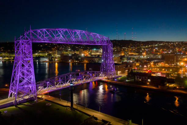 istock Duluth Bridge Lit Purple for Covid-19 1238838121