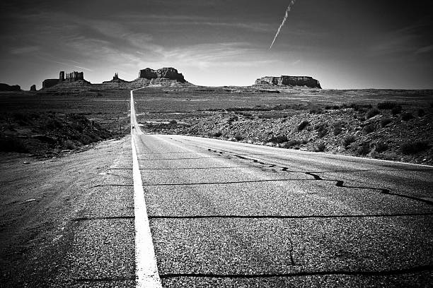 istock Highway 163 Monument Valley Utah Black And White 123931992
