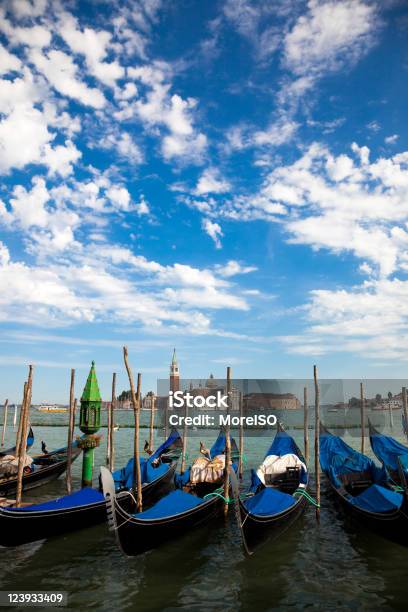 Venice Foto de stock y más banco de imágenes de Amarrado - Amarrado, Anticuado, Azul