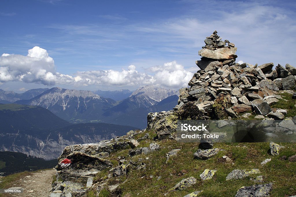 Hiking Trail - Lizenzfrei Alpen Stock-Foto