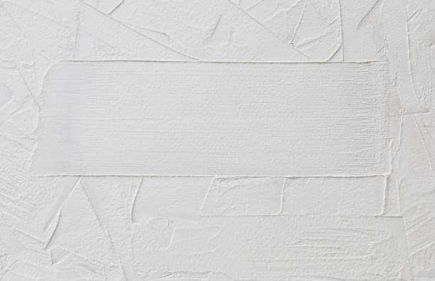 fond abstrait blanc de mastic ou de gypse avec des tirets et des traits irréguliers et place pour le texte - plaster white textured wall photos et images de collection