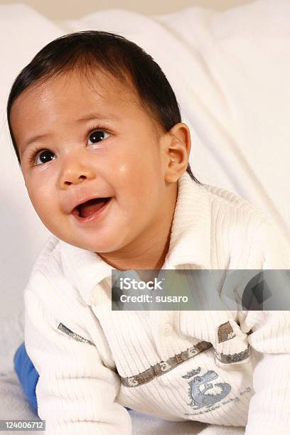 Menino Feliz - Fotografias de stock e mais imagens de 12-23 Meses - 12-23 Meses, 6-11 meses, Alegria