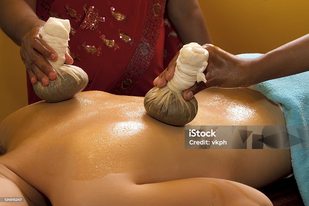 Óleo de Massagem tradicional Indiana ayurvedic - Royalty-free Aiurveda Foto de stock