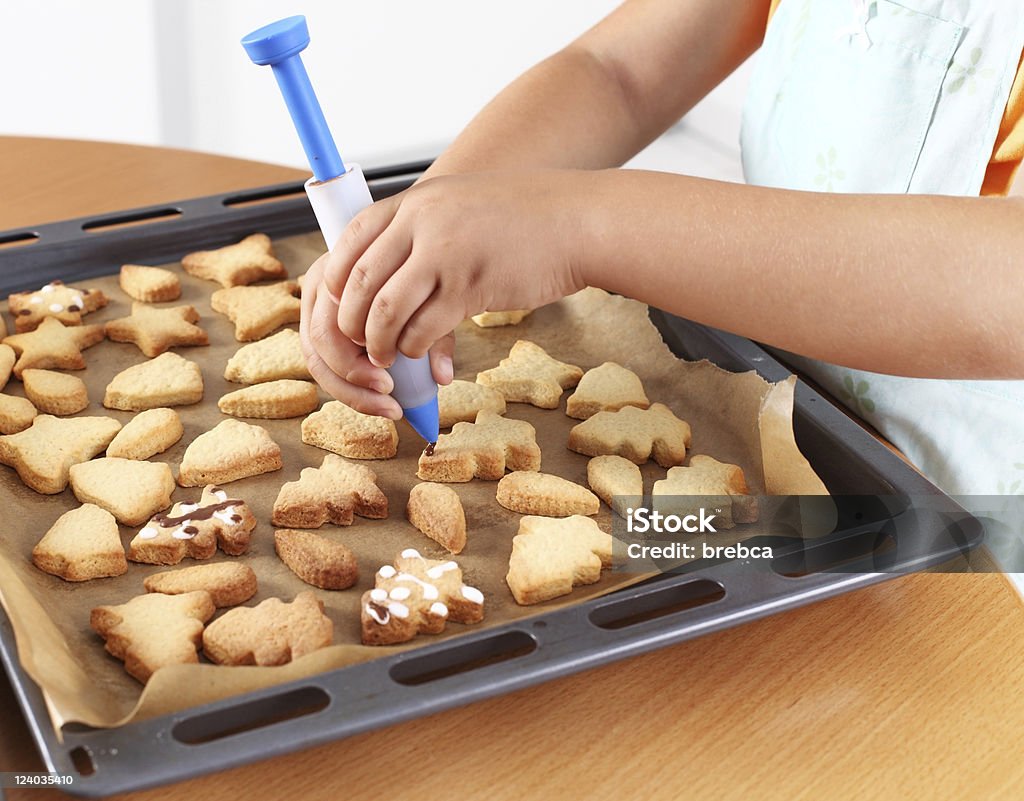 Decorar las cookies - Foto de stock de Alimento libre de derechos