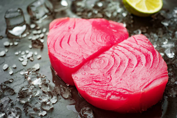 raw steak of tuna yellowfin fillets - tuna tuna steak raw freshness imagens e fotografias de stock