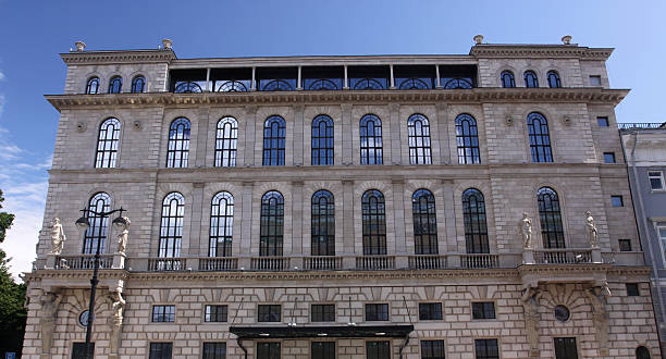 istock Architecture of St. Petersburg 124117860