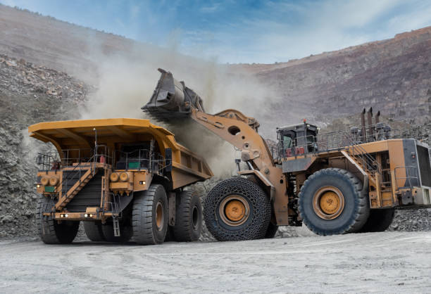 istock heavy machinery moving the kimberlite 1241286041