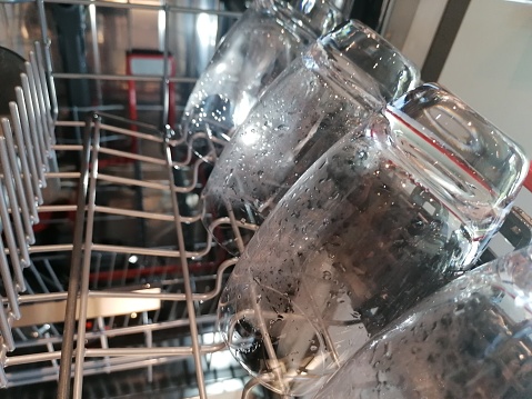 Wet glasses in the dishwasher