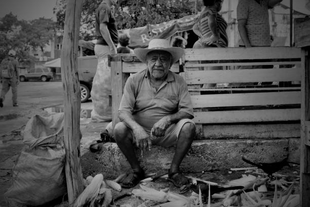 Cancun, Mexico, June 2, 2020.- Clients buy at Market 23 in downtown Cancun with sanitary measures after the quarantine by COVID-19. Some establishments were closed for 50 days.