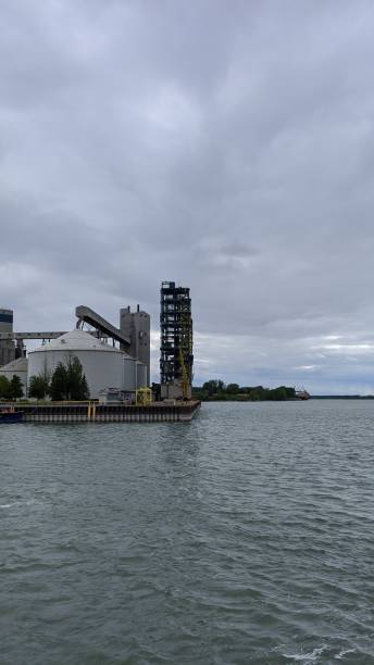 istock Port of Sorel (photo1) 1242354223