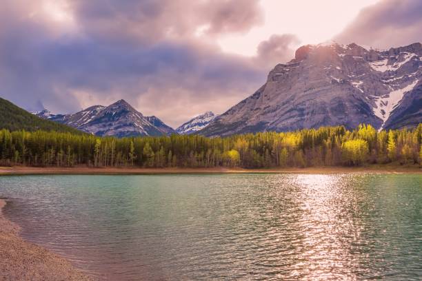 istock Sunshine Sky Over Wedge Pond 1242405537