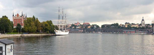 gamla stan ( stare miasto ) - sidewalk cafe cafe stockholm sweden zdjęcia i obrazy z banku zdjęć