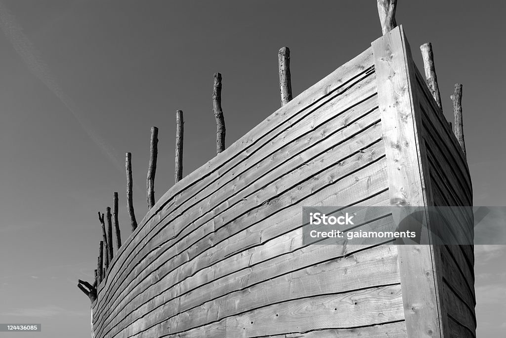 Nave in legno - Foto stock royalty-free di Nave vichinga