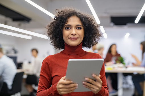 https://media.istockphoto.com/id/1244518838/photo/mixed-race-young-woman-using-digital-tablet.jpg?b=1&s=170667a&w=0&k=20&c=yig3BitidSBlUYe54mKYpS03vubr4smUqyS9l37f010=