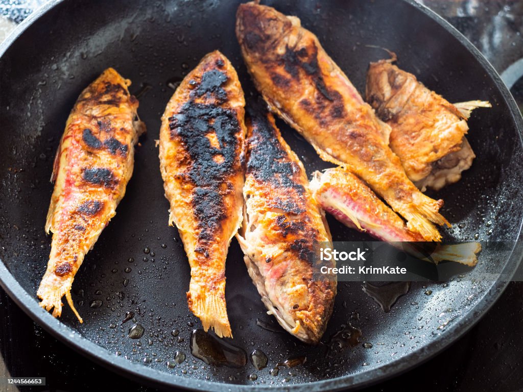 Cá Rán Cháy - Cách Rán Cá Giòn Vàng Không Bị Cháy Đen