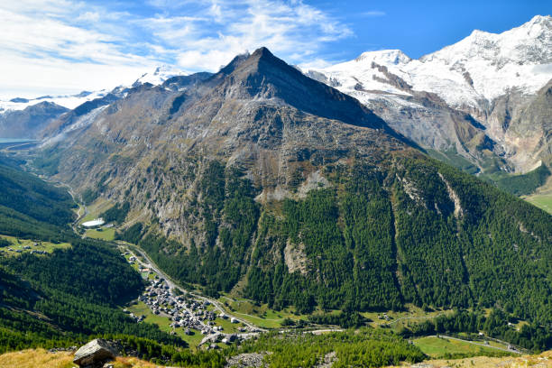 istock Mountain panorama with ski resort Saas Almagell in valley. 1245130442