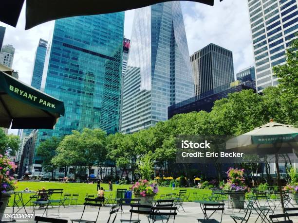 Bryant Park Nyc Stock Photo - Download Image Now - Bryant Park, New York City, Summer