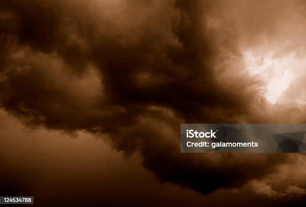 Photo libre de droit de Sépia Storm banque d'images et plus d'images libres de droit de Fonds de nuage - Fonds de nuage, L'oeil du cyclone, Nuage