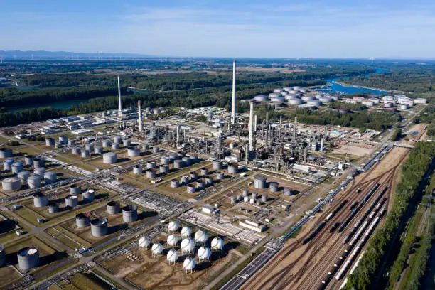 Oil refinery and petrochemical plant, aerial view.