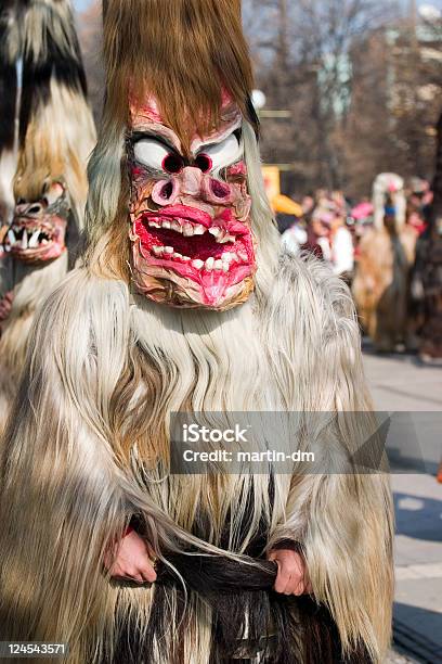 Foto de Kukers Búlgaro e mais fotos de stock de Bulgária - Bulgária, Carnaval - Evento de comemoração, Cerimônia Tradicional