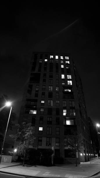 istock Night of colindale 1245465617