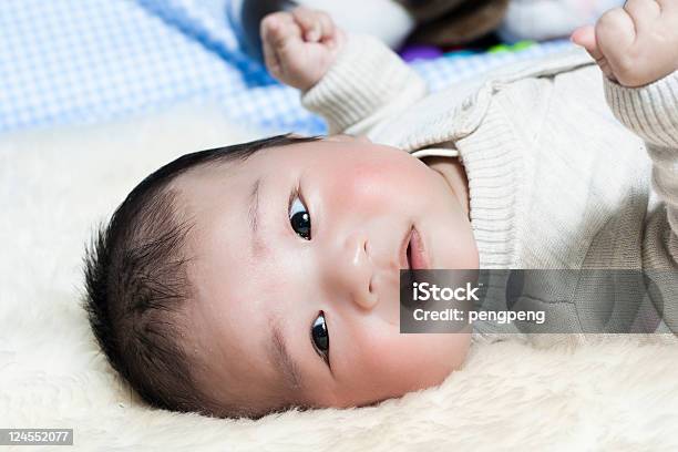 Bebé - Fotografias de stock e mais imagens de 0-1 Mês - 0-1 Mês, 12-15 Meses, Alegria