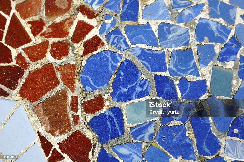 Azulejos decoración, Barcelona - Foto de stock de Antonio Gaudí libre de derechos