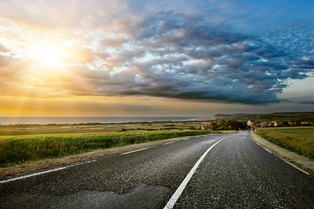 Pôr do sol paisagem - foto de acervo