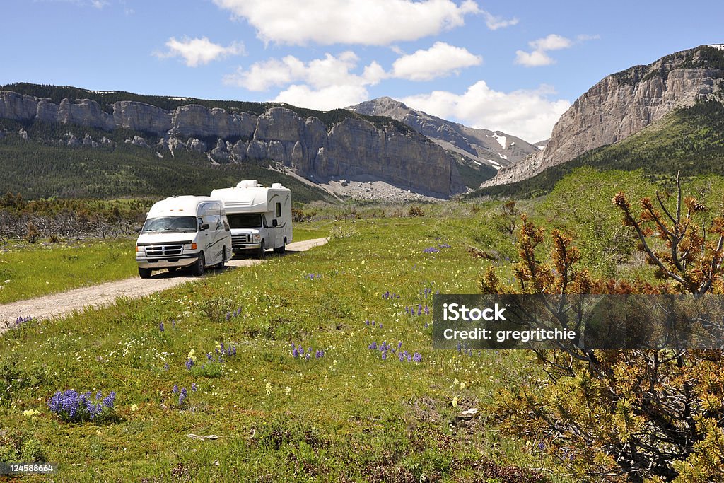 Riserva naturale di RVs - Foto stock royalty-free di Camper