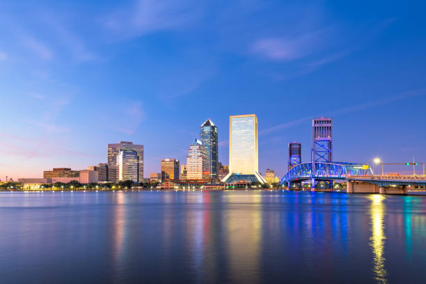 istock Jacksonville, Florida, USA Skyline 1246161732
