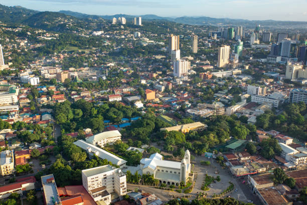 istock Cebu/Philippines-09.11.2016:The Cebu town at morning time 1246172448