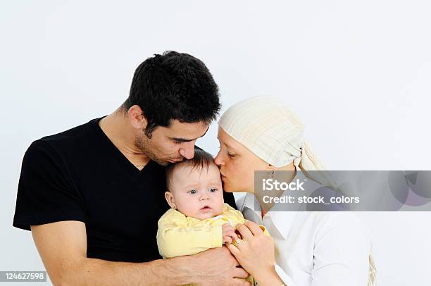 Schöne Familie Kampf Gegen Krebs Stockfoto und mehr Bilder von Krebs - Tumor - Krebs - Tumor, Beide Elternteile, Familie