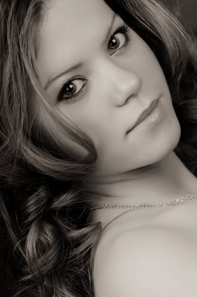 istock glomour woman 124630061