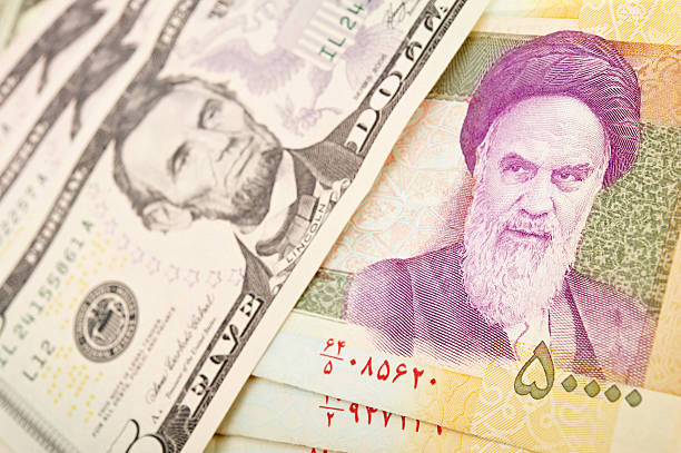 iraniano e notas americano - iranian currency imagens e fotografias de stock