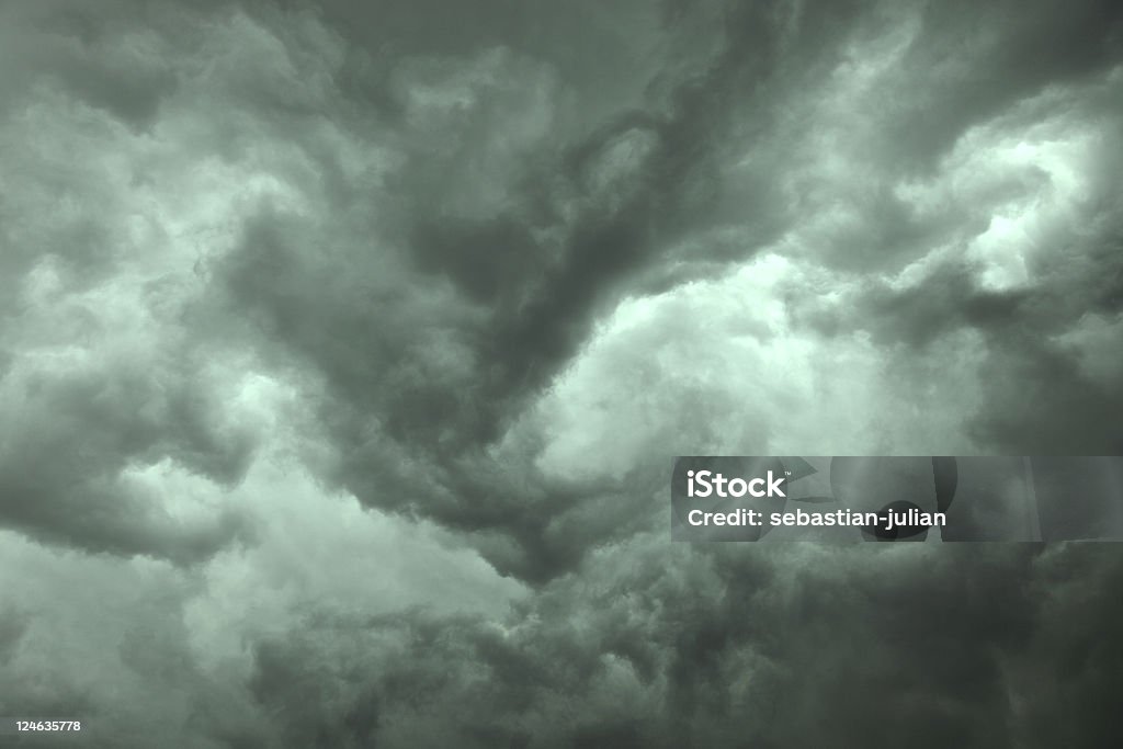 Nadchodzące burzy - Zbiór zdjęć royalty-free (Chmura)