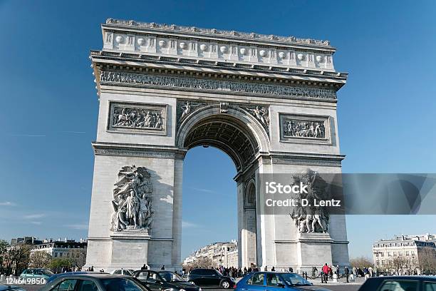 Arc De Triomphe Stockfoto und mehr Bilder von Architektur - Architektur, Auto, Bauwerk