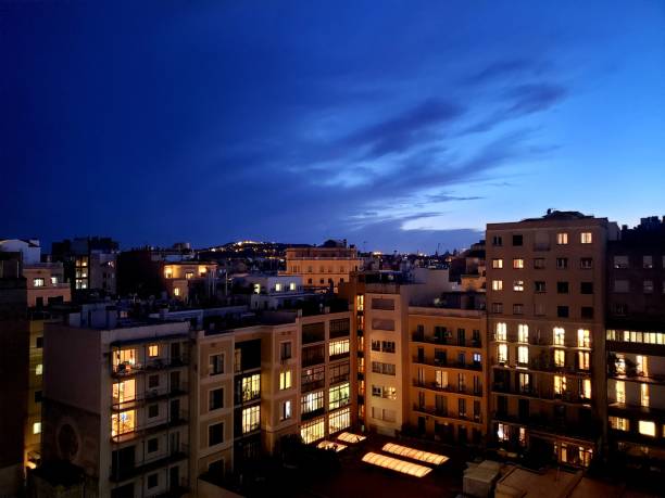 barcellona di notte - barcelona city night street foto e immagini stock
