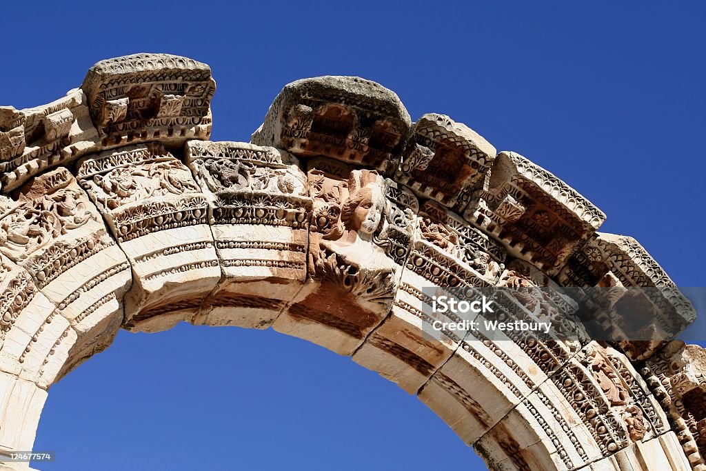 Templo de Hadrian - Foto de stock de 6-7 años libre de derechos