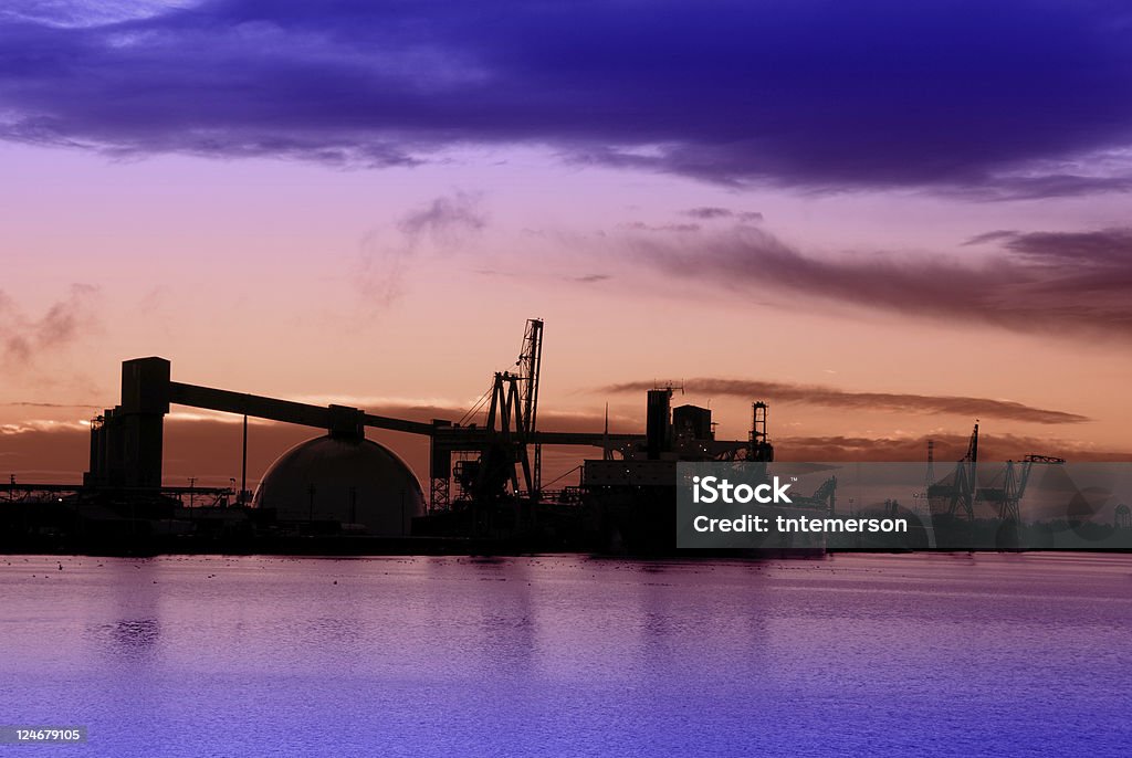 Промышленный порт в сумерки - Стоковые фото Стоктон - Калифорния роялти-фри