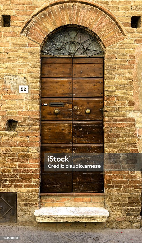 Vecchio porta. Immagine a colori - Foto stock royalty-free di Casa
