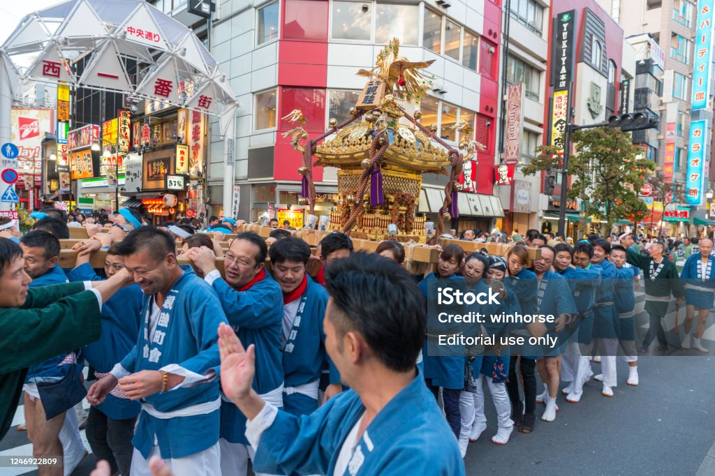 Lễ hội Fukuro Matsuri ở Ikebukuro, Tokyo, Nhật Bản - Trả phí Bản quyền Một lần 2015 Bức ảnh sẵn có